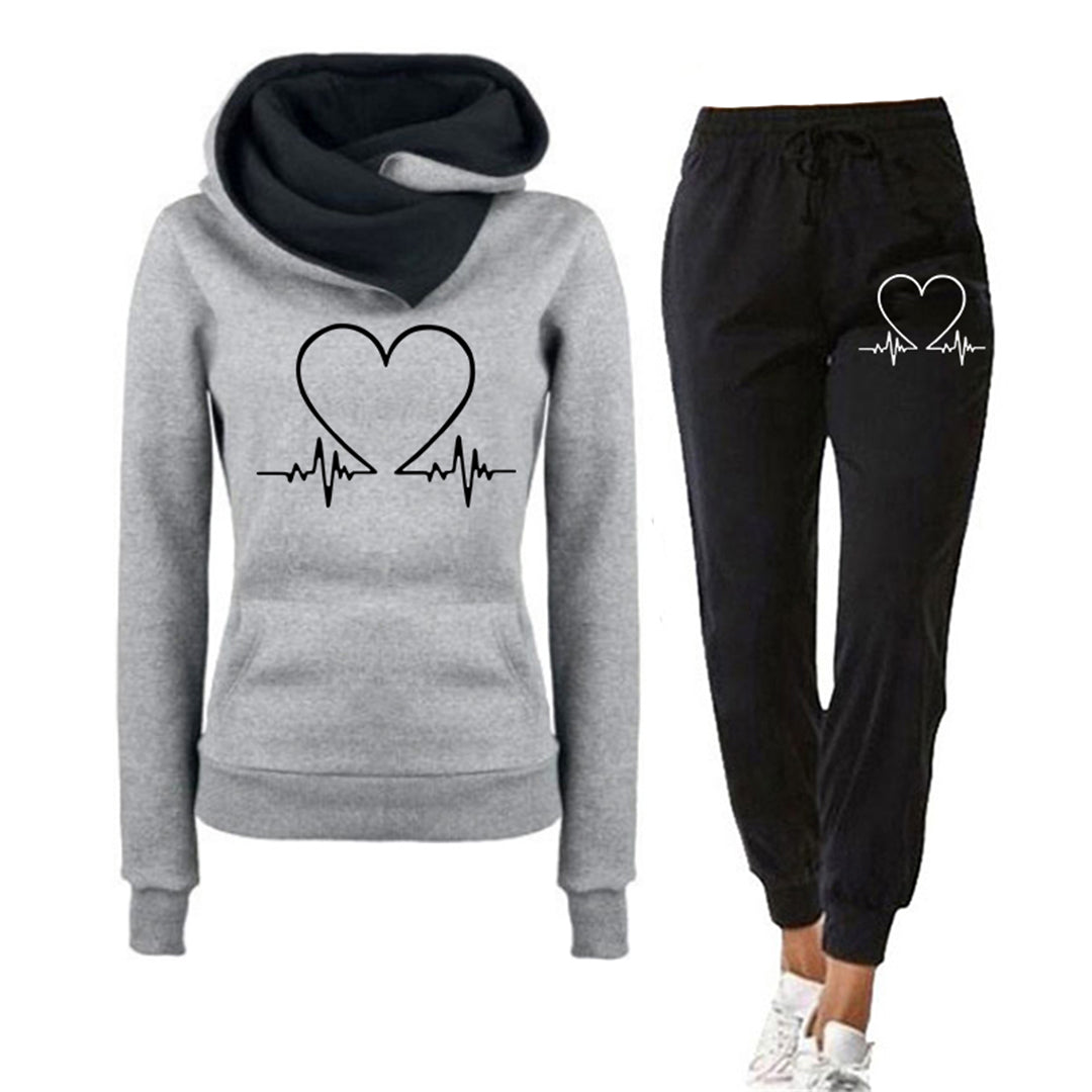 Mia | Women’s Relaxed Fit Two-Piece Tracksuit